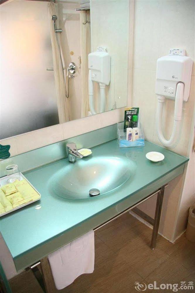 Desheng Hotel Пекин Экстерьер фото